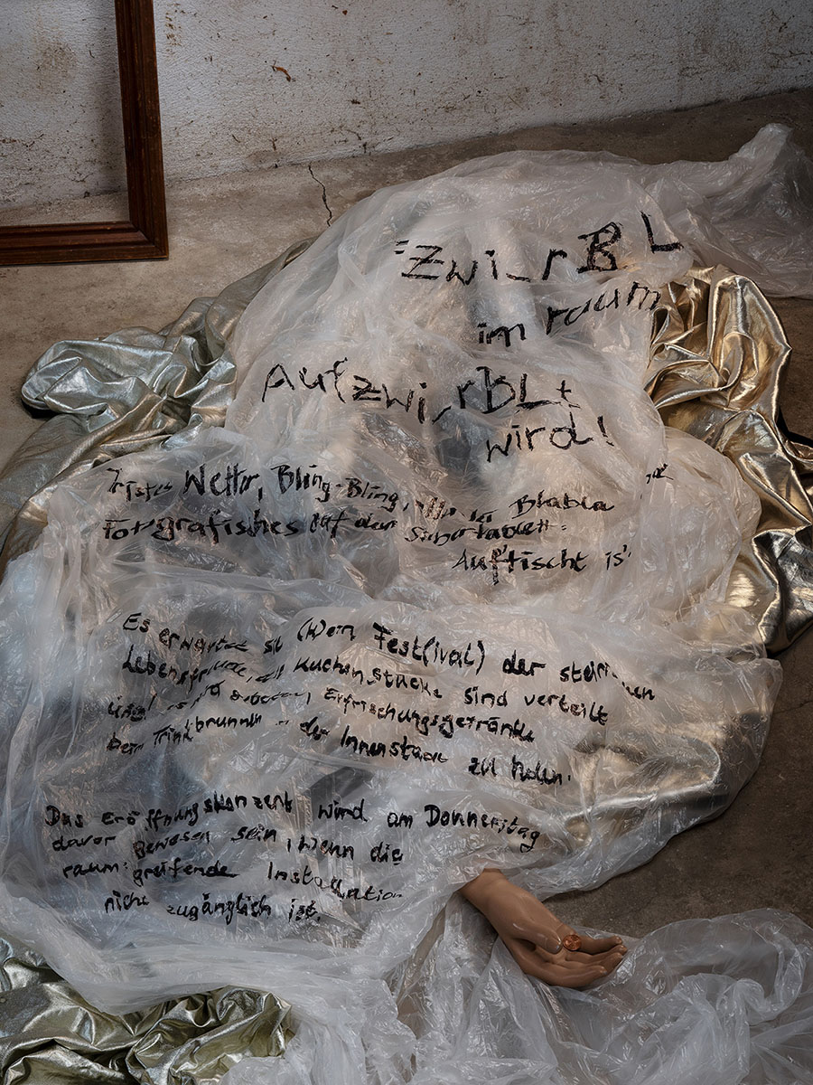 Installation Zwi_rBL im raum